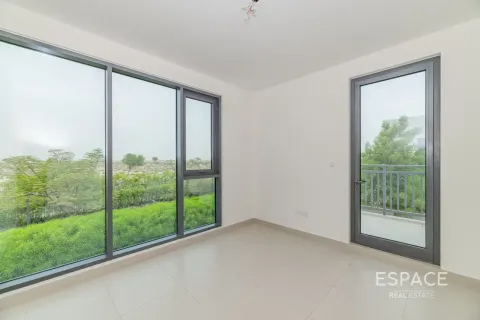 Vila u gradu Dubai Hills Estate, UAE 4 spavaće sobe, 231 m2 Br. 738400 - Slika 14