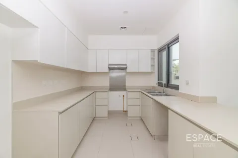 Vila u gradu Dubai Hills Estate, UAE 4 spavaće sobe, 231 m2 Br. 738400 - Slika 2