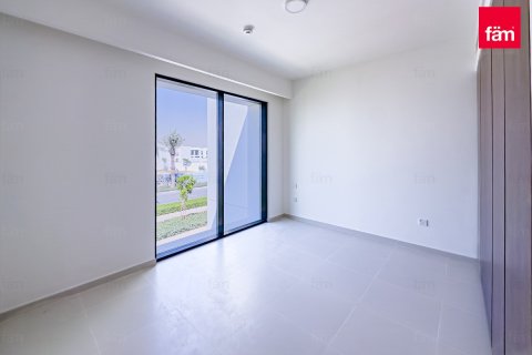 Vilă de închiriat în Dubai, EAU 3 dormitoare, 127 mp.  №710773 - poză 9