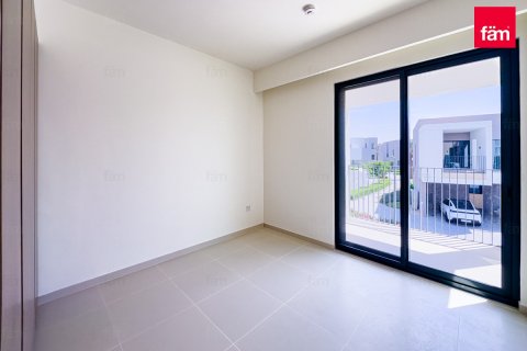 Vilă de închiriat în Dubai, EAU 3 dormitoare, 127 mp.  №710773 - poză 10