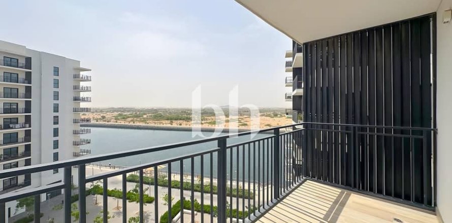 Huoneisto Yas Island, Abu Dhabi, Arabiemiraatit 2 makuuhuonetta, 99 m2 № 642515