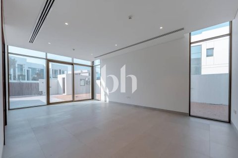 Vila di Abu Dhabi, UAE 4 bilik tidur, 1034 meter persegi № 642518 - foto 7