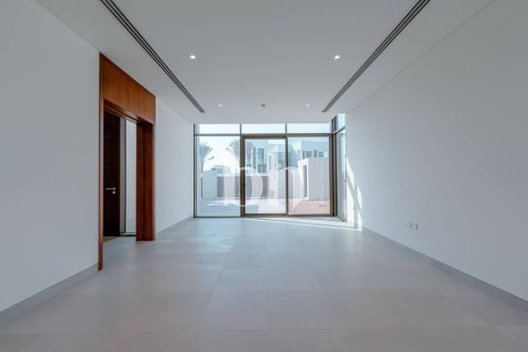 Vila di Abu Dhabi, UAE 4 bilik tidur, 1034 meter persegi № 642518 - foto 4