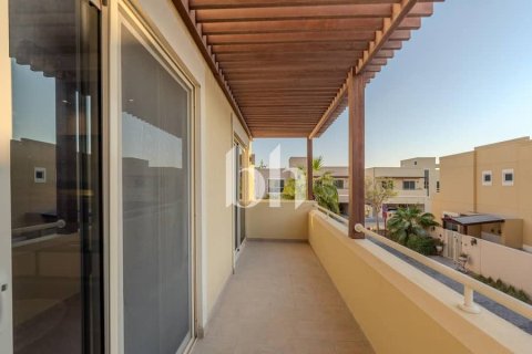 Villa para arrendamento em Al Raha Gardens, Abu Dhabi, EAU 5 quartos, 480 m2 № 642516 - foto 15