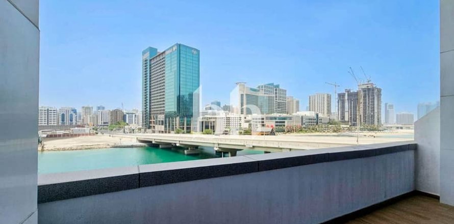 Apartmen di Al Maryah Island, Abu Dhabi, UAE 3 bilik tidur, 120 meter persegi № 642513