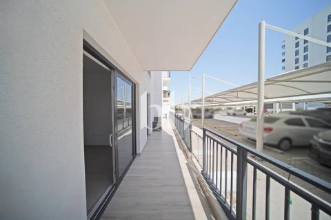 Huoneisto Yas Island, Abu Dhabi, Arabiemiraatit 3 makuuhuonetta, 154 m2 № 642517 - kuva 14