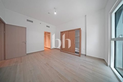 Huoneisto Yas Island, Abu Dhabi, Arabiemiraatit 3 makuuhuonetta, 154 m2 № 642517 - kuva 12