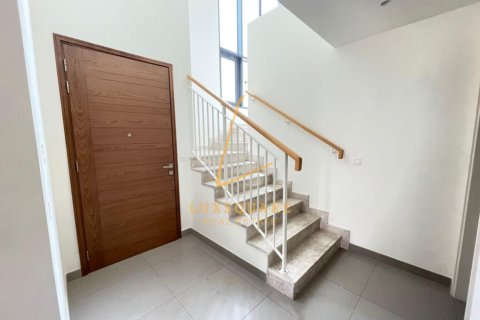 Villa til leje i Dubai Hills Estate, Dubai, UAE 4 soveværelser, 276 kvm № 663097 - foto 6