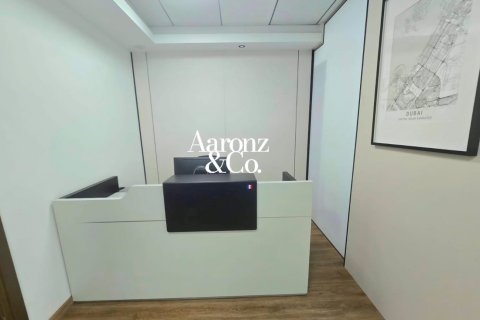 Business Bay, Dubai, UAE의 임대용 사무실 105제곱미터 번호 712622 - 사진 11