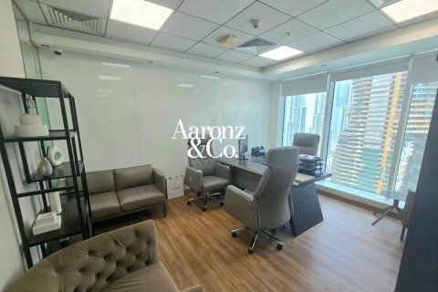 Business Bay, Dubai, UAE의 임대용 사무실 105제곱미터 번호 712622 - 사진 4