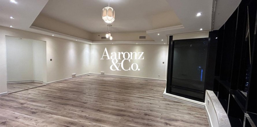 Dzīvoklis Jumeirah Lake Towers, Dubaijā, AAE 3 istabas, 182 m2 Nr. 713738