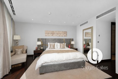 Huoneisto Downtown Dubai (Downtown Burj Dubai), Arabiemiraatit 2 makuuhuonetta, 187 m2 № 713742 - kuva 18