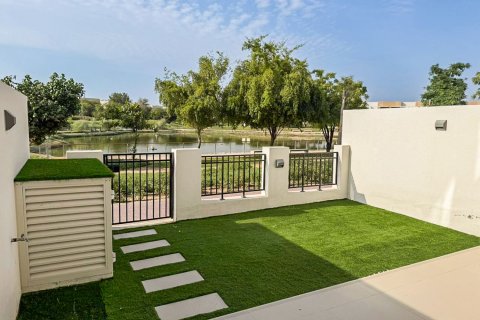 Townhouse til leje i DAMAC Hills (Akoya by DAMAC), Dubai, UAE 4 soveværelser, 204.39 kvm № 750371 - foto 10