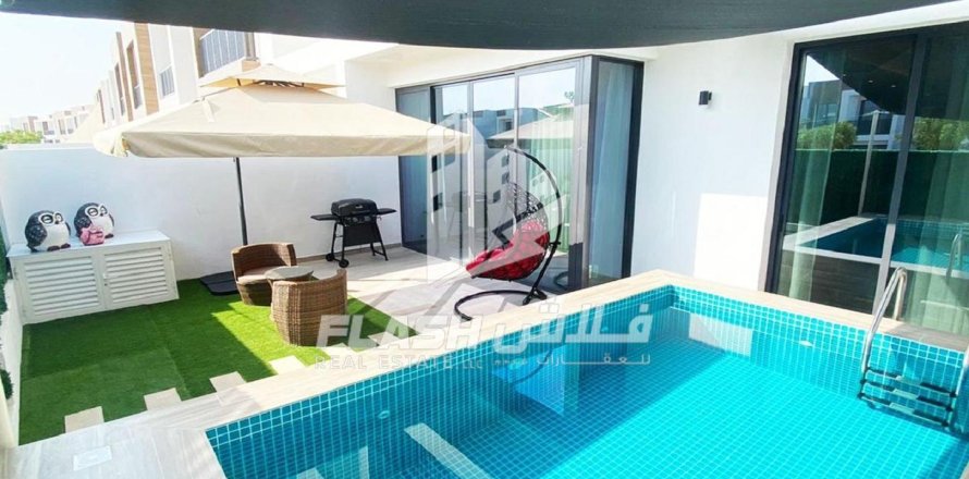 Stadthaus in Mina Al Arab, Ras Al Khaimah, VAE: 3 Schlafzimmer, 290 m2 Nr. 656569