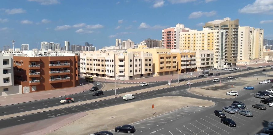 Zemes gabals Al Qusais, Dubaijā, AAE 6967.73 m2 Nr. 740939