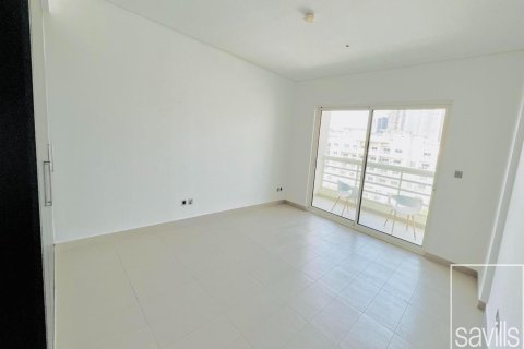 Apartment in Jumeirah Islands, Dubai, UAE 2 bedrooms, 238 sq.m. № 647428 - photo 4