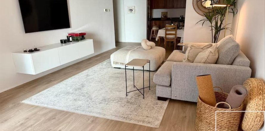 Apartment in Dubai Marina, UAE 1 bedroom, 81 sq.m. № 647424