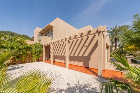 Villa in affitto a Arabian Ranches, Dubai, EAU 5 camere da letto, 630.81 mq. № 750646 - foto 7