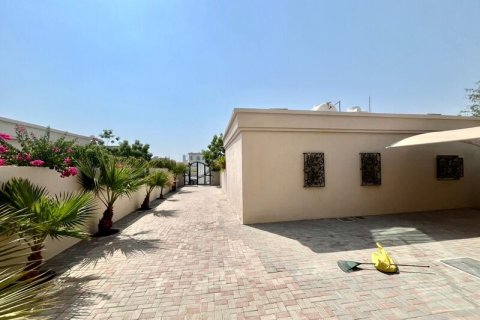 Al Barsha, Dubai, UAE의 판매용 빌라 침실 4개, 1394.43제곱미터 번호 728296 - 사진 28