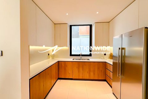 Vila v Abu Dhabi, SAE 5 ložnice, 542 m² Č.: 629879 - fotografie 4