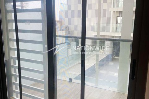 Apartmen di Abu Dhabi, UAE 2 bilik tidur, 100 meter persegi № 629880 - foto 10
