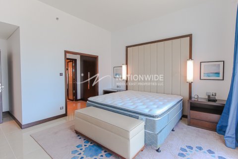 Apartment in Abu Dhabi, UAE 2 bedrooms, 141 sq.m. № 629881 - photo 3
