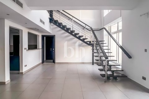 Huoneisto Jumeirah Islands, Dubai, Arabiemiraatit 3 makuuhuonetta, 251.79 m2 № 749590 - kuva 21