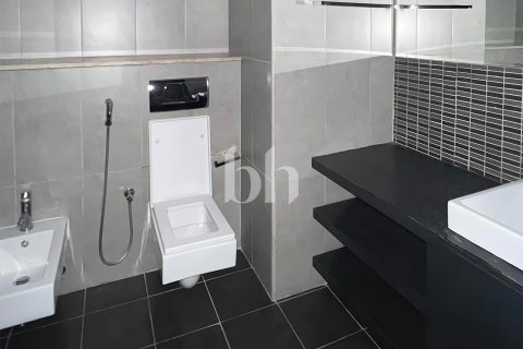 Huoneisto Jumeirah Islands, Dubai, Arabiemiraatit 3 makuuhuonetta, 251.79 m2 № 749590 - kuva 12
