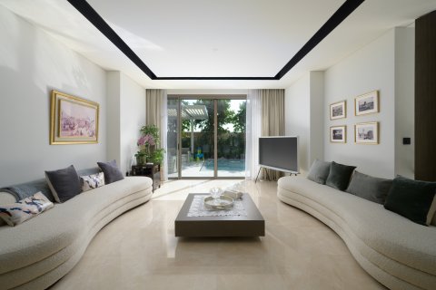 Villa para arrendamento em Dubai Hills Estate, Dubai, EAU 5 quartos, 531.54 m2 № 750386 - foto 4