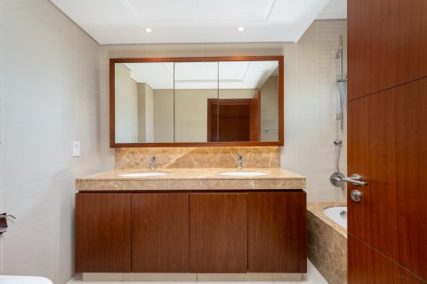 Appartement te huur in The Hills, Dubai, VAE 3 slaapkamers, 165.55 vr.m., nr 750388 - foto 15