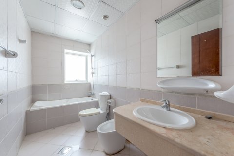 Apartemen di Al Majaz, Sharjah, UEA 3 kamar tidur, 237.27 m2 nomor 748867 - foto 12