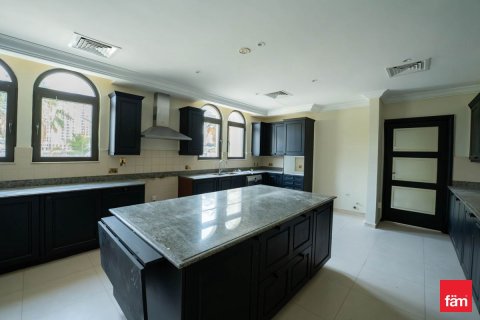 Vila v Palm Jumeirah, Dubai, SAE 6 ložnice, 1241.7 m² Č.: 697055 - fotografie 22