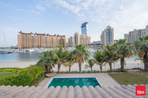 Зняти в оренду віллу в Пальма Джумейра, Дубай, ОАЕ 6 спалень, 1241.7м2, № 697055 - фото 2