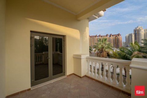 Vila v Palm Jumeirah, Dubai, SAE 6 ložnice, 1241.7 m² Č.: 697055 - fotografie 10