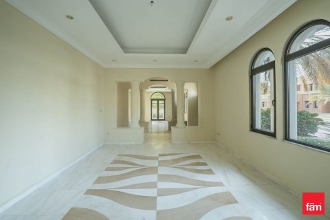 Vila v Palm Jumeirah, Dubai, SAE 6 ložnice, 1241.7 m² Č.: 697055 - fotografie 20