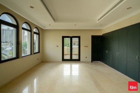 Vila v Palm Jumeirah, Dubai, SAE 6 ložnice, 1241.7 m² Č.: 697055 - fotografie 2