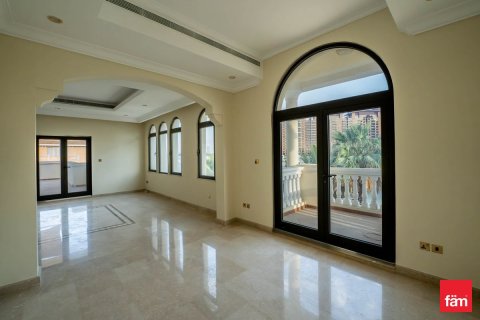 Vila v Palm Jumeirah, Dubai, SAE 6 ložnice, 1241.7 m² Č.: 697055 - fotografie 7