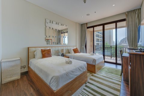 Apartman u gradu Palm Jumeirah, Dubai, UAE 2 spavaće sobe, 165 m2 Br. 696245 - Slika 15