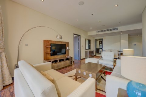 Apartman u gradu Palm Jumeirah, Dubai, UAE 2 spavaće sobe, 165 m2 Br. 696245 - Slika 8