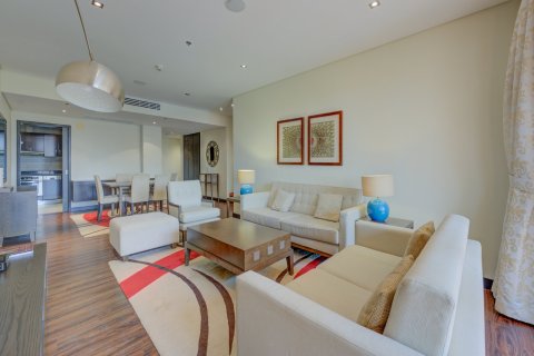 Apartman u gradu Palm Jumeirah, Dubai, UAE 2 spavaće sobe, 165 m2 Br. 696245 - Slika 6