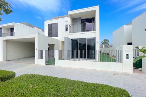 Villa para arrendamento em Dubai Hills Estate, Dubai, EAU 4 quartos, 327.3 m2 № 751111 - foto 16