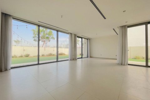 Villa para arrendamento em Dubai Hills Estate, Dubai, EAU 4 quartos, 327.3 m2 № 751111 - foto 5
