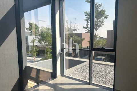 Vila v Tilal City, Sharjah, SAE 4 spálne, 445 m2 č. 642892 - Fotografia 8