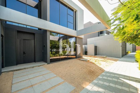 Villa para venda em Tilal City, Sharjah, EAU 5 quartos, 580 m2 № 642889 - foto 3