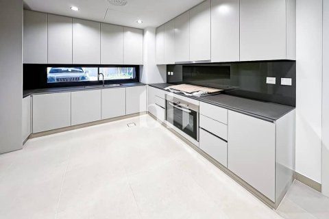 Radhus till försäljning i Tilal City, Sharjah, UAE 4 sovrum, 293 kvm Nr. 642895 - fotografi 11