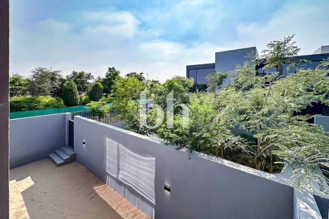 Radhus till försäljning i Tilal City, Sharjah, UAE 4 sovrum, 293 kvm Nr. 642895 - fotografi 16