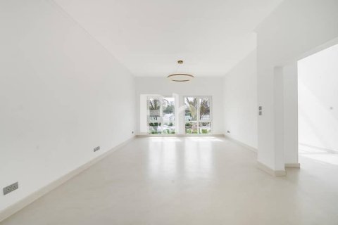 Villa itt: Dubai, EAE, 5 hálószoba, 548 m², azonosító: 643437 - fénykép 3