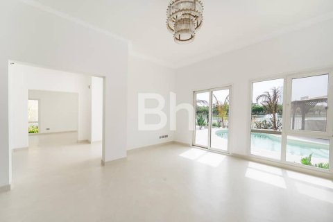 Villa itt: Dubai, EAE, 5 hálószoba, 548 m², azonosító: 643437 - fénykép 14