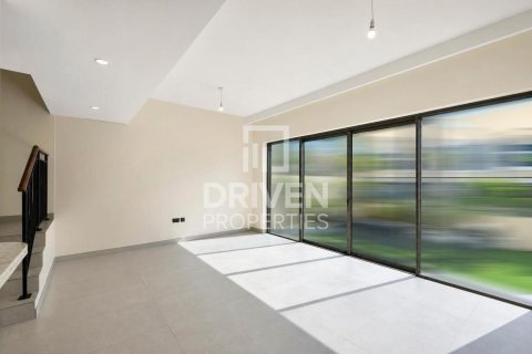Řadový dům v Damac Lagoons, Dubai, SAE 4 ložnice, 144 m² Č.: 768644