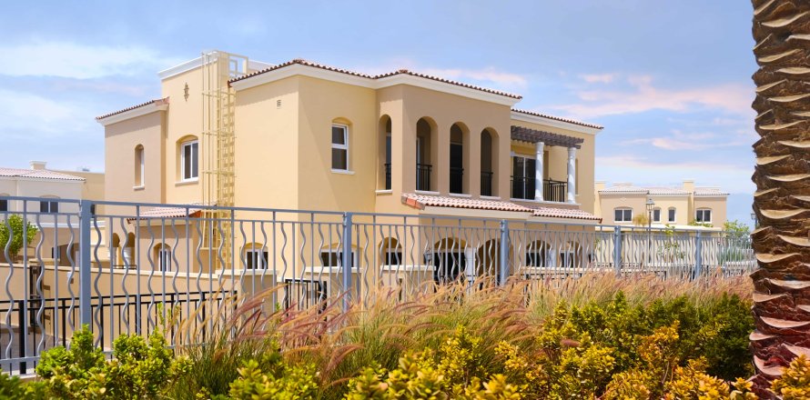 Maison de ville à Serena, Dubai, EAU: 2 chambres № 720901